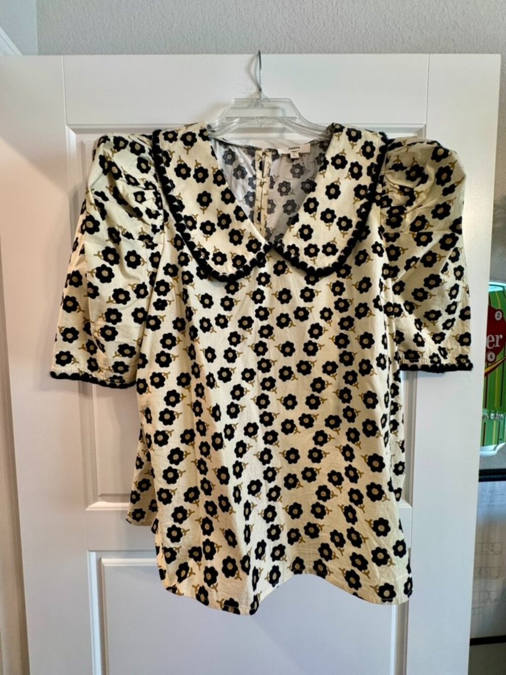 Entro Floral Peter Pan Collar Blouse Black Ivory Puff Sleeve Top Size Large - Picture 4 of 8